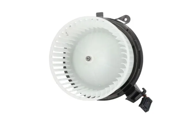 Ventilator habitaclu